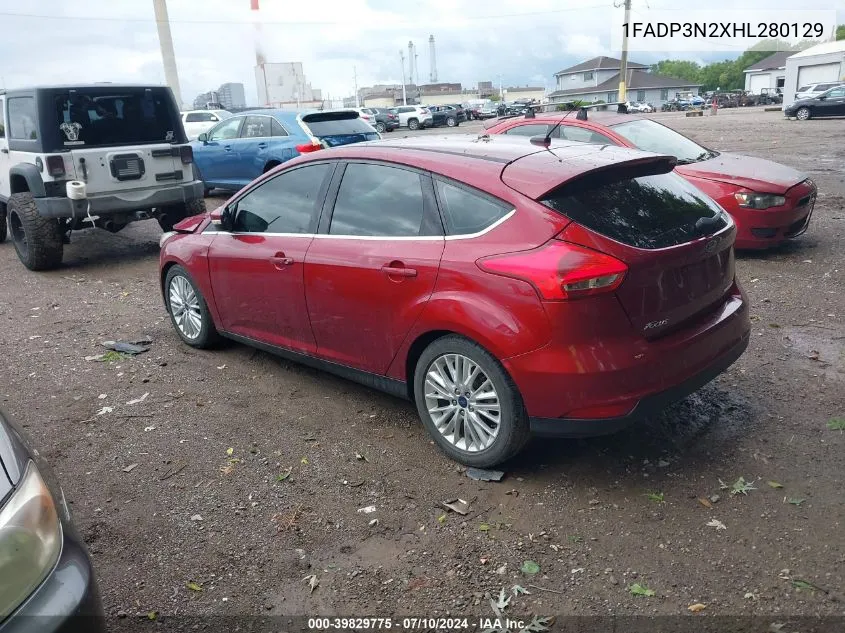 1FADP3N2XHL280129 2017 Ford Focus Titanium