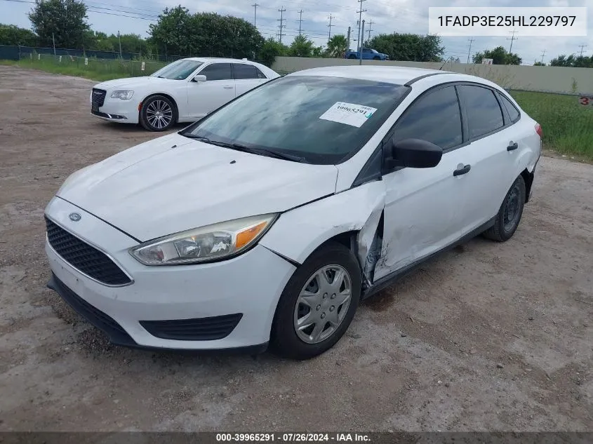 2017 Ford Focus S VIN: 1FADP3E25HL229797 Lot: 39965291