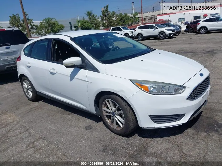 1FADP3K25HL258656 2017 Ford Focus Se