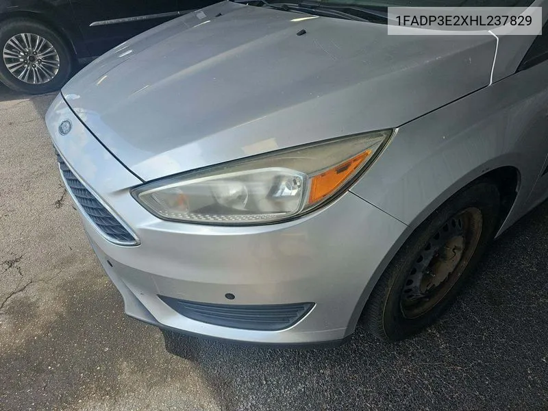 1FADP3E2XHL237829 2017 Ford Focus S