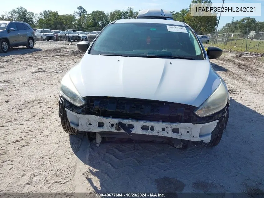 2017 Ford Focus S VIN: 1FADP3E29HL242021 Lot: 40677684