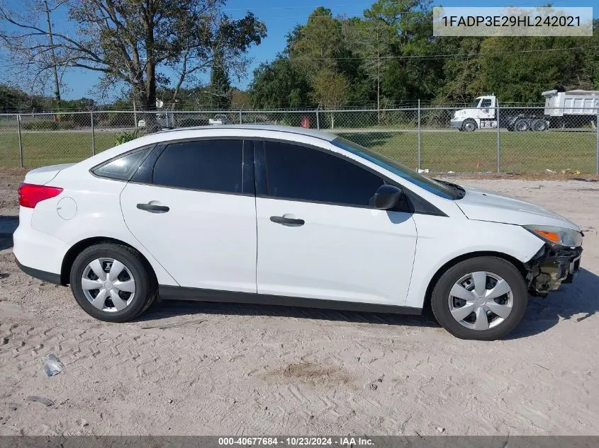 2017 Ford Focus S VIN: 1FADP3E29HL242021 Lot: 40677684