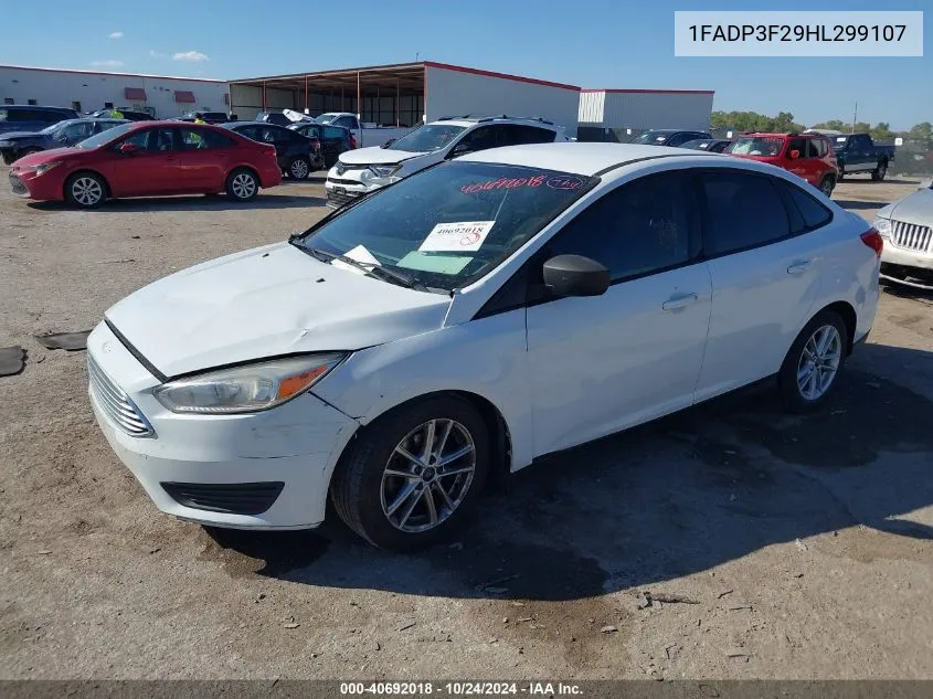 2017 Ford Focus Se VIN: 1FADP3F29HL299107 Lot: 40692018