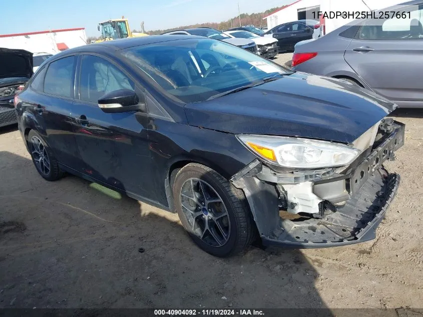 2017 Ford Focus Sel VIN: 1FADP3H25HL257661 Lot: 40904092