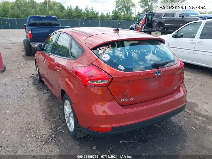 1FADP3K29JL257354 2018 Ford Focus Se