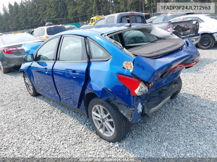 1FADP3F24JL212963 2018 Ford Focus Se