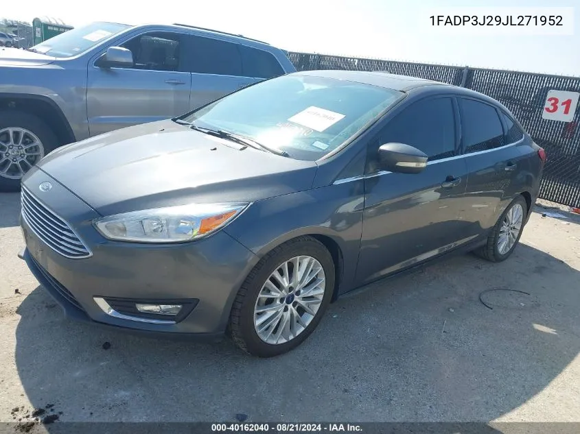 1FADP3J29JL271952 2018 Ford Focus Titanium