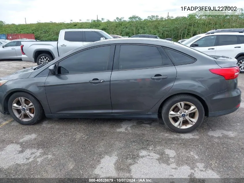 2018 Ford Focus Se VIN: 1FADP3FE9JL227002 Lot: 40525879