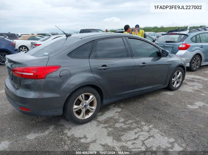 2018 Ford Focus Se VIN: 1FADP3FE9JL227002 Lot: 40525879