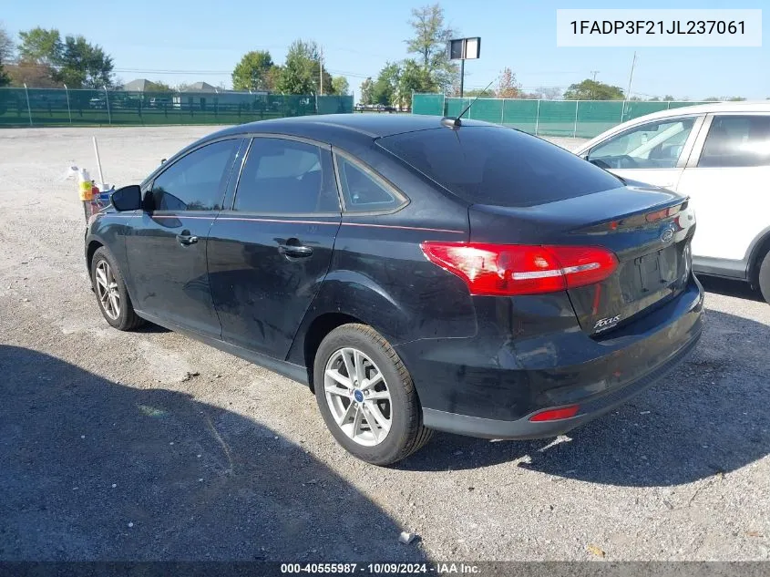 2018 Ford Focus Se VIN: 1FADP3F21JL237061 Lot: 40555987