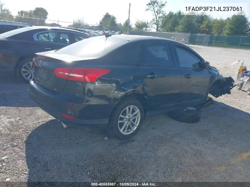 2018 Ford Focus Se VIN: 1FADP3F21JL237061 Lot: 40555987