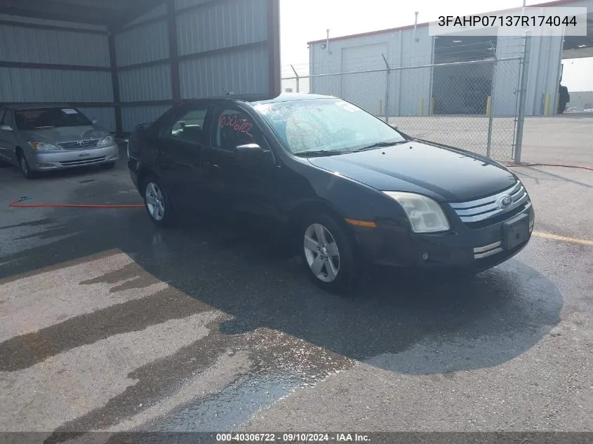 2007 Ford Fusion Se VIN: 3FAHP07137R174044 Lot: 40306722