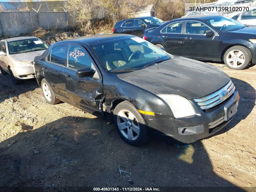 2009 Ford Fusion Se VIN: 3FAHP07139R102070 Lot: 40831343