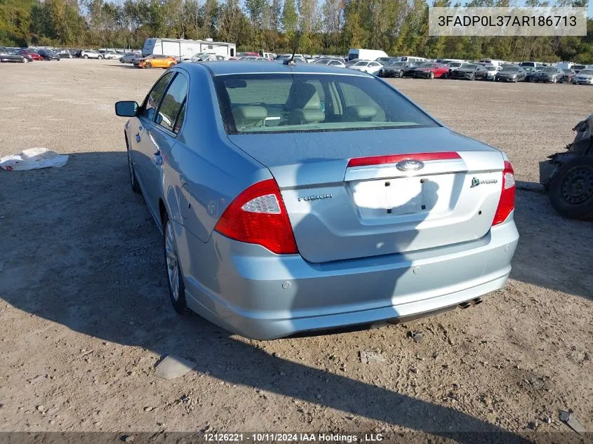 2010 Ford Fusion Hybrid VIN: 3FADP0L37AR186713 Lot: 12126221