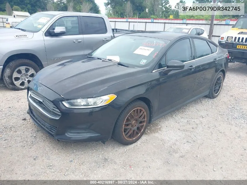 2013 Ford Fusion S VIN: 3FA6P0G79DR342745 Lot: 40216997