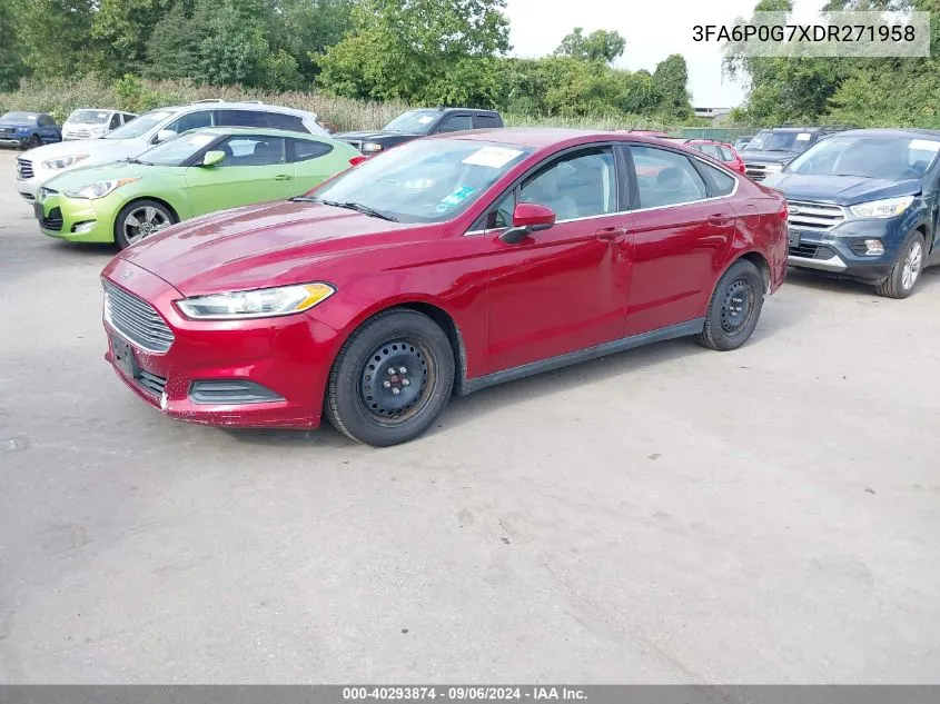 2013 Ford Fusion S VIN: 3FA6P0G7XDR271958 Lot: 40293874