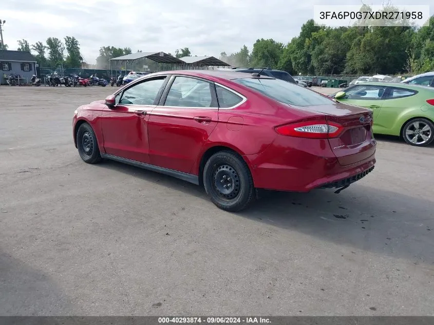 2013 Ford Fusion S VIN: 3FA6P0G7XDR271958 Lot: 40293874