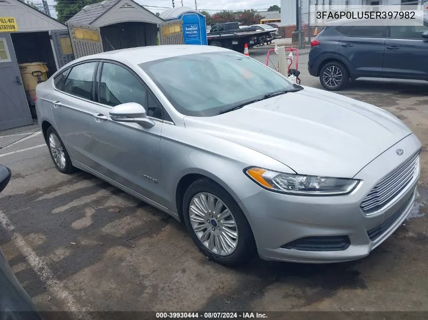 3FA6P0LU5ER397982 2014 Ford Fusion Hybrid Se