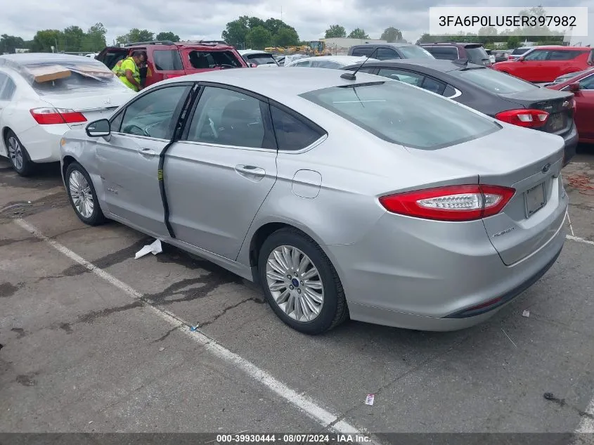 2014 Ford Fusion Hybrid Se VIN: 3FA6P0LU5ER397982 Lot: 39930444