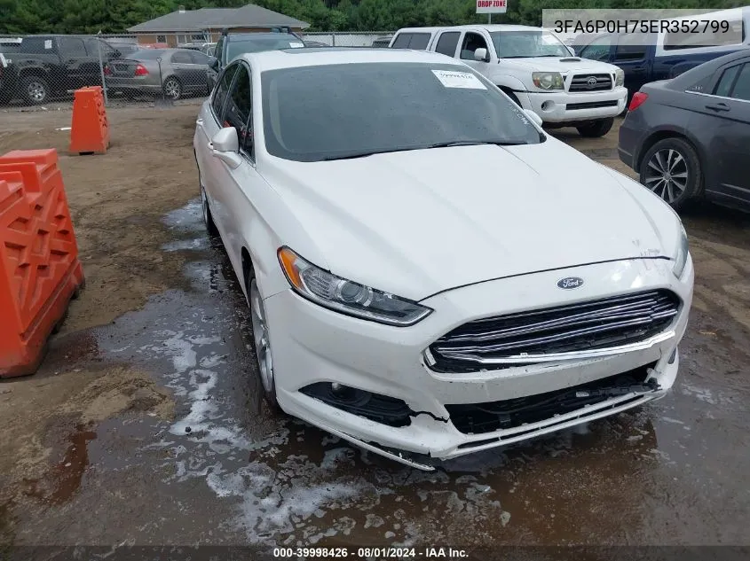 3FA6P0H75ER352799 2014 Ford Fusion Se