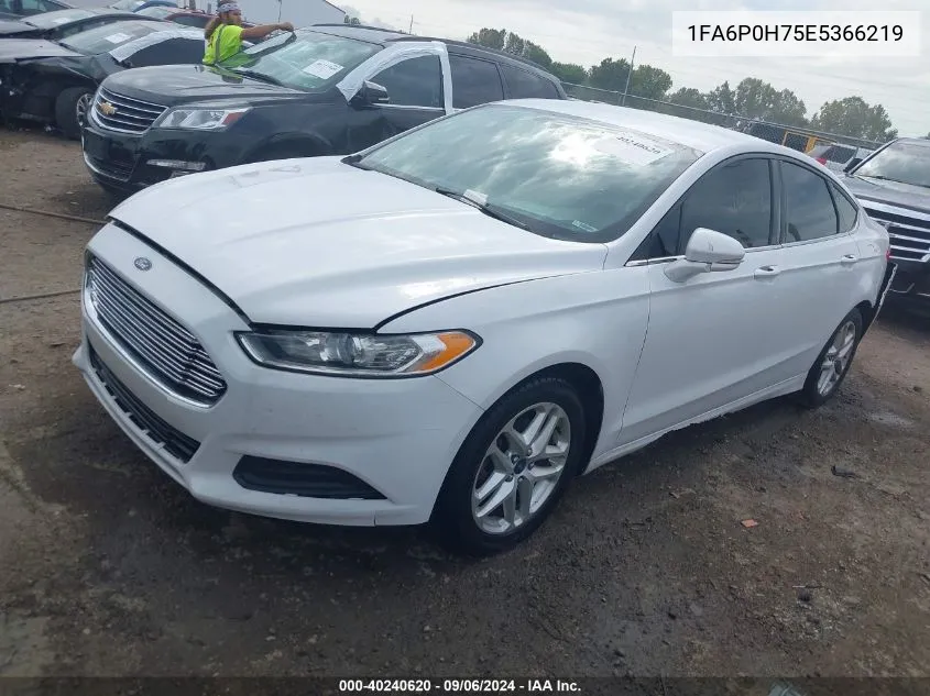 1FA6P0H75E5366219 2014 Ford Fusion Se