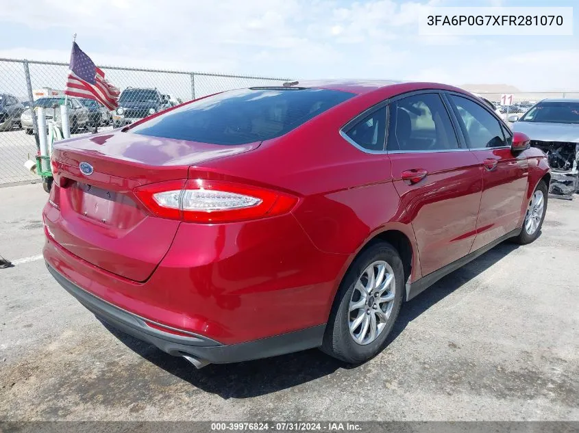 2015 Ford Fusion S VIN: 3FA6P0G7XFR281070 Lot: 39976824