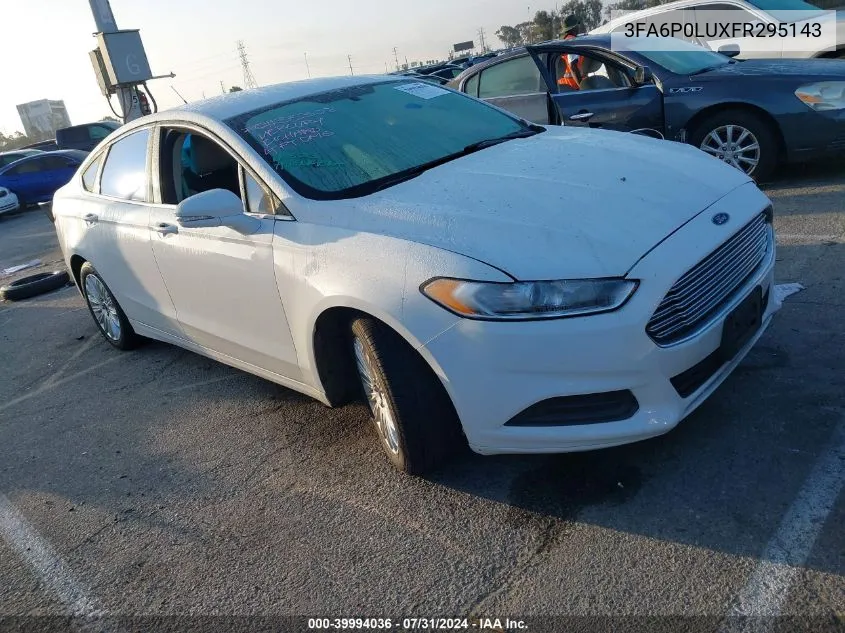 2015 Ford Fusion Hybrid Se VIN: 3FA6P0LUXFR295143 Lot: 39994036