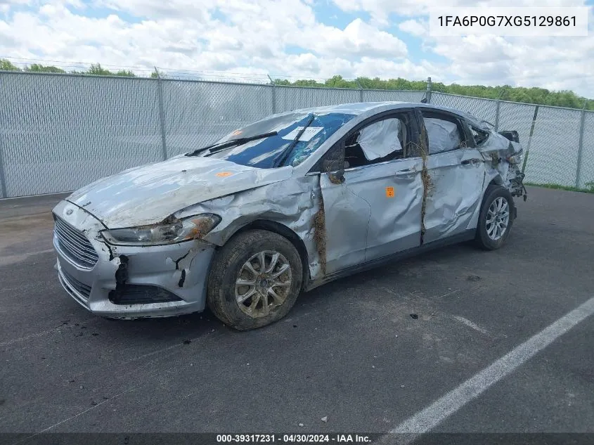 2016 Ford Fusion S VIN: 1FA6P0G7XG5129861 Lot: 39317231