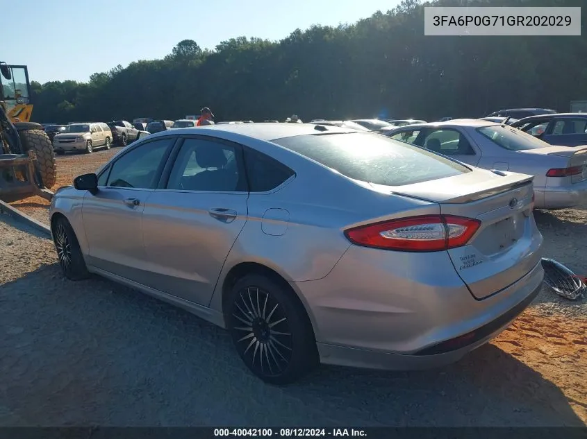 2016 Ford Fusion S VIN: 3FA6P0G71GR202029 Lot: 40042100