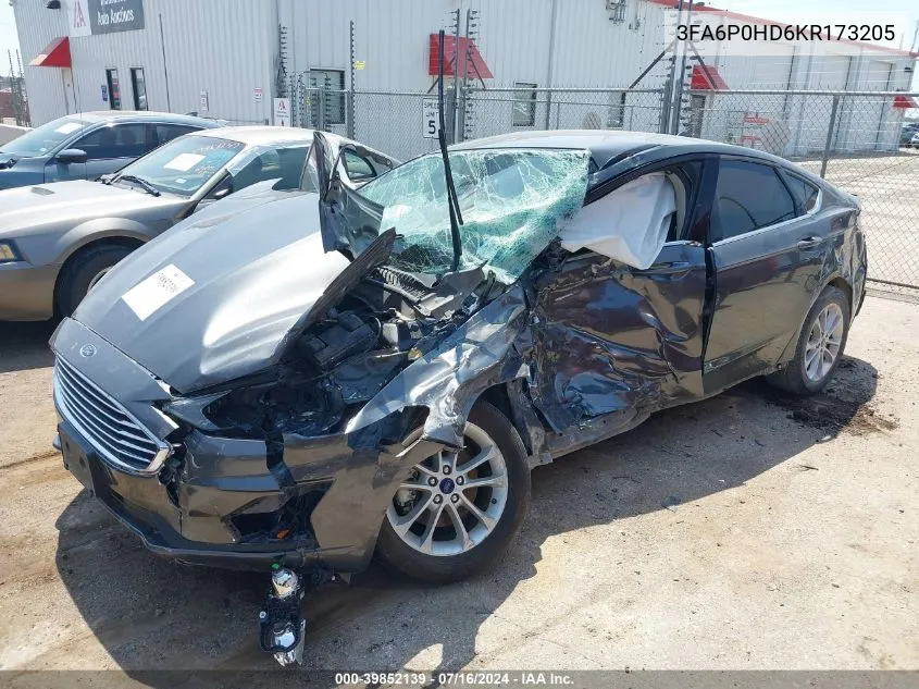 3FA6P0HD6KR173205 2019 Ford Fusion Se