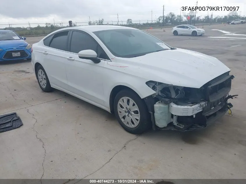 2019 Ford Fusion S VIN: 3FA6P0G79KR170097 Lot: 40744273