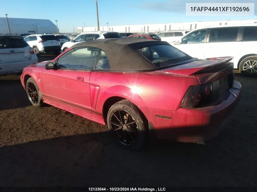 1999 Ford Mustang VIN: 1FAFP4441XF192696 Lot: 12133044