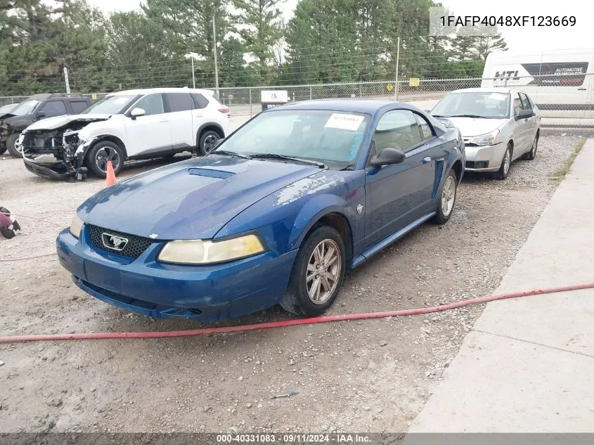 1FAFP4048XF123669 1999 Ford Mustang