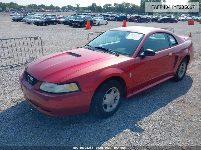 1FAFP4041YF235067 2000 Ford Mustang