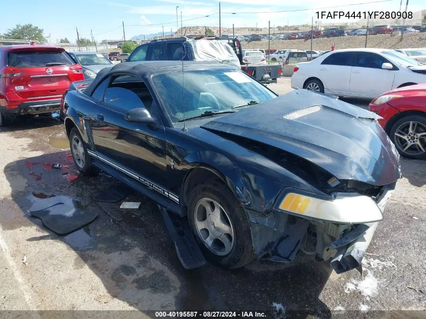 2000 Ford Mustang VIN: 1FAFP4441YF280908 Lot: 40195587