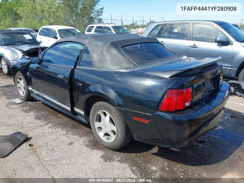 2000 Ford Mustang VIN: 1FAFP4441YF280908 Lot: 40195587