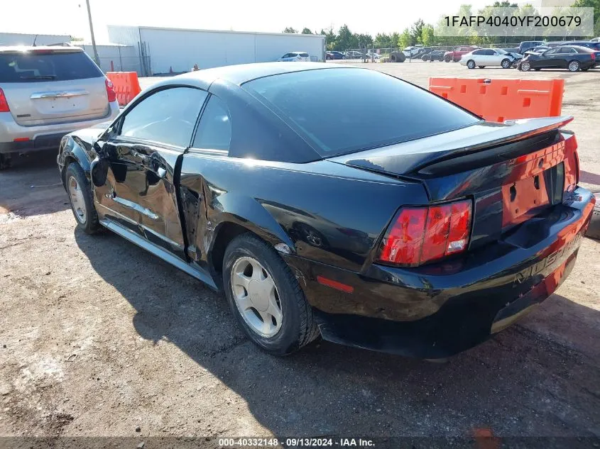 1FAFP4040YF200679 2000 Ford Mustang