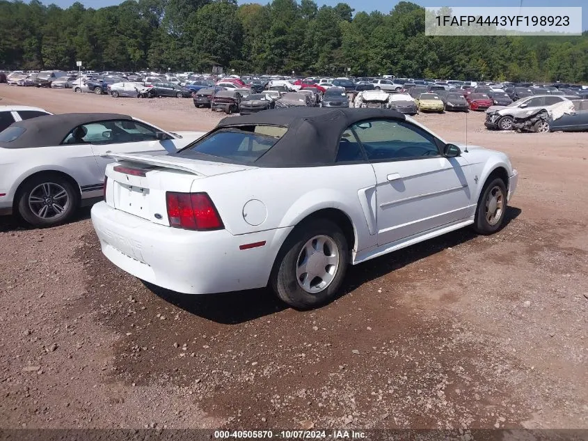 2000 Ford Mustang VIN: 1FAFP4443YF198923 Lot: 40505870