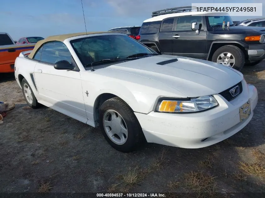 2000 Ford Mustang VIN: 1FAFP4445YF249581 Lot: 40594537