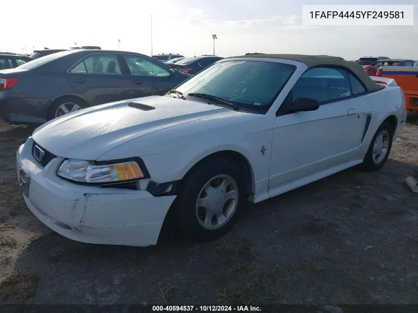 2000 Ford Mustang VIN: 1FAFP4445YF249581 Lot: 40594537