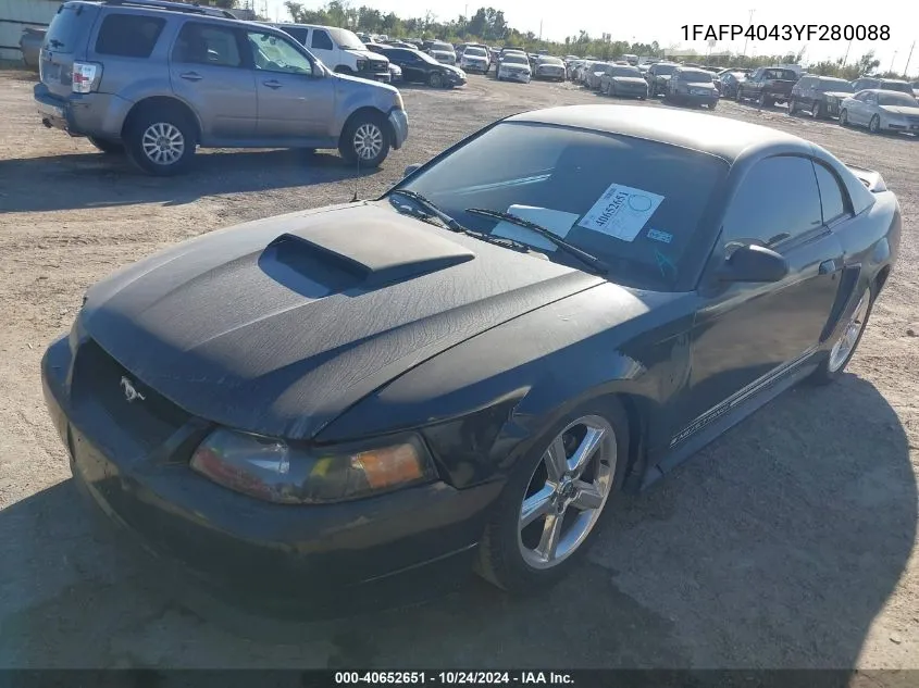 2000 Ford Mustang VIN: 1FAFP4043YF280088 Lot: 40652651