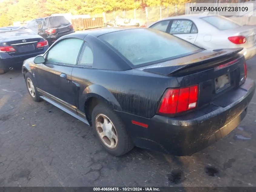 2000 Ford Mustang VIN: 1FAFP4046YF238109 Lot: 40656475