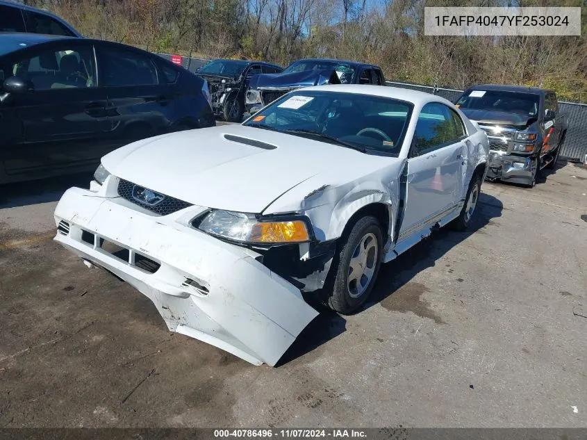 2000 Ford Mustang VIN: 1FAFP4047YF253024 Lot: 40786496