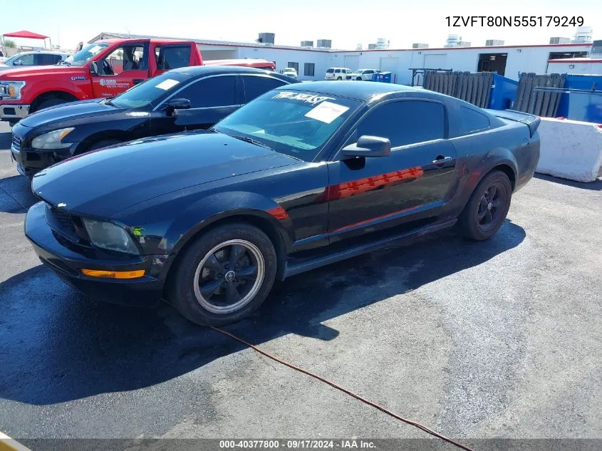 2005 Ford Mustang V6 Deluxe/V6 Premium VIN: 1ZVFT80N555179249 Lot: 40377800