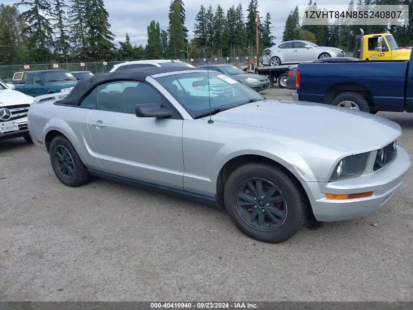 2005 Ford Mustang VIN: 1ZVHT84N855240807 Lot: 40410940