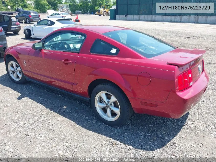 2007 Ford Mustang V6 Deluxe/V6 Premium VIN: 1ZVHT80N575223729 Lot: 39401075