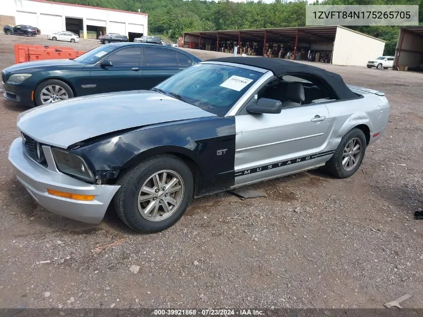 2007 Ford Mustang V6 Deluxe/V6 Premium VIN: 1ZVFT84N175265705 Lot: 39921868