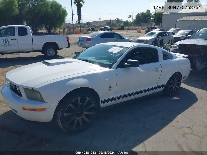 2007 Ford Mustang Deluxe/Premium VIN: 1ZVFT80N775258764 Lot: 40381243