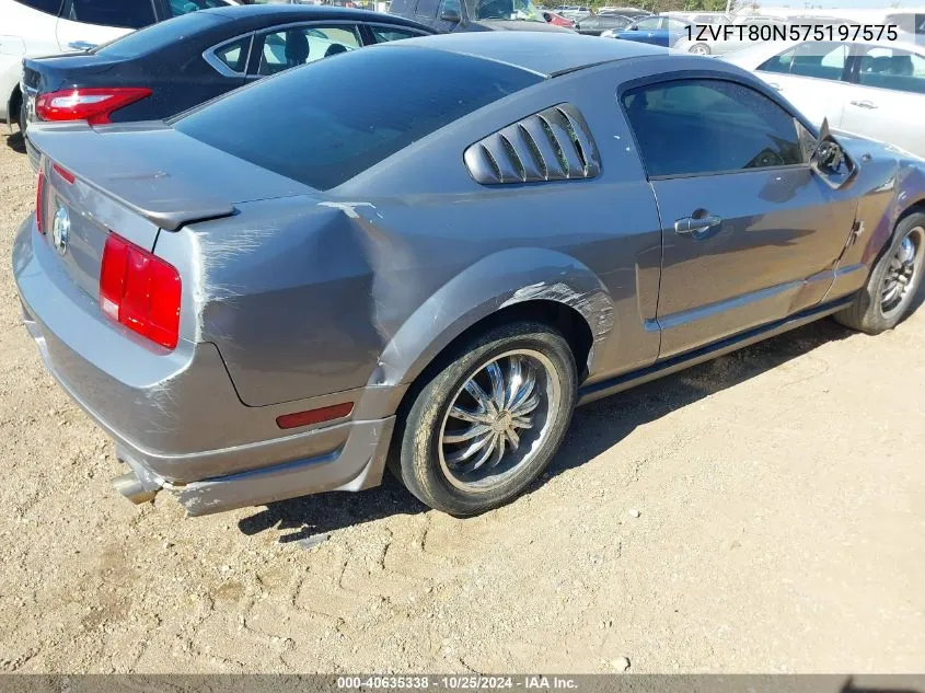 2007 Ford Mustang V6 Deluxe/V6 Premium VIN: 1ZVFT80N575197575 Lot: 40635338