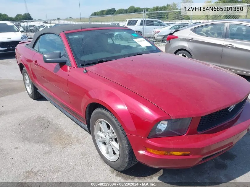 2008 Ford Mustang V6 Deluxe/V6 Premium VIN: 1ZVHT84N685201380 Lot: 40229684